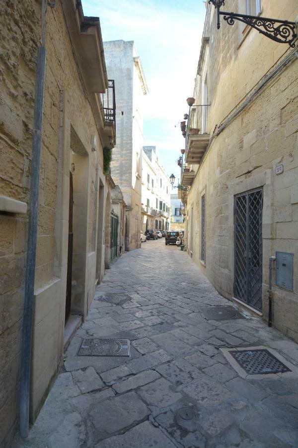 B&B Domus Gaia Lecce Exterior photo